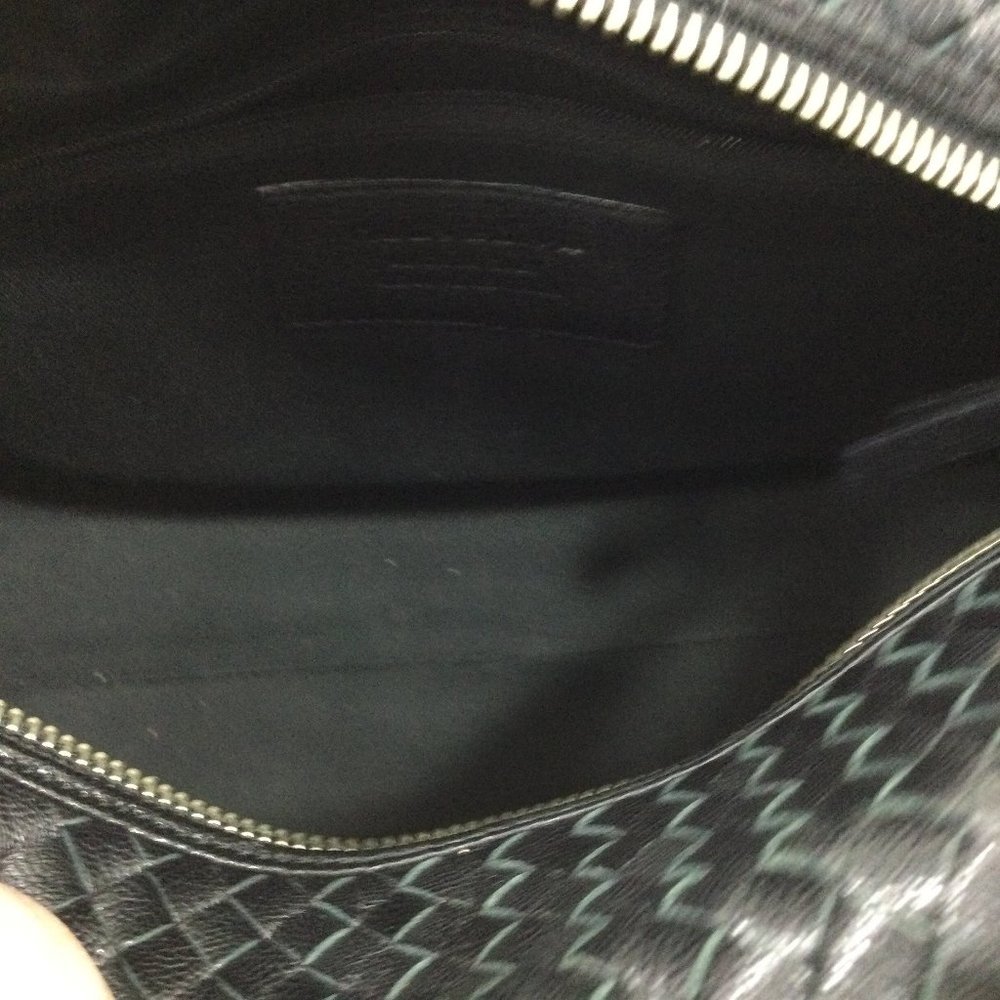 Rectangular Shoulder Bag Black Woven Leather - image 5